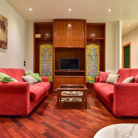 Elegant & Cozy Apartment In The Heart Of Rome Exterior photo