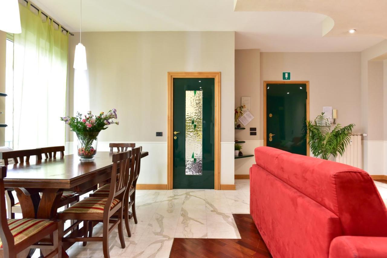 Elegant & Cozy Apartment In The Heart Of Rome Exterior photo